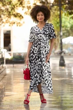 Joe Browns Seidiges Midi-Wickelkleid Mit Animalprint
