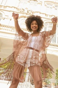 Joe Browns Wickel-Kimono Mit Pailletten Und Quasten