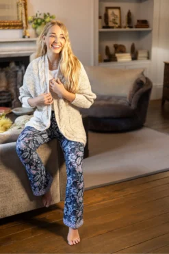 Joe Browns Sloe Joes Superkuschelige, Legere Strickjacke -Angebote Stil Welt Store N14588s3 scaled