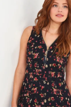 Joe Browns Top Mit Floraler Spitze Und Reißverschluss 8 Joe Browns Top Mit Floraler Spitze Und Reißverschluss -Angebote Stil Welt Store N76351s4 scaled