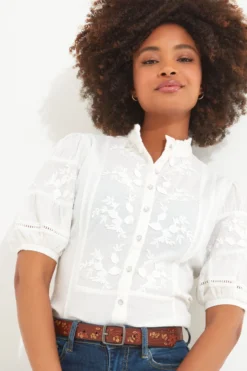 Joe Browns Bestickte Bluse Mit Rüschenkragen -Angebote Stil Welt Store N76396s4 scaled