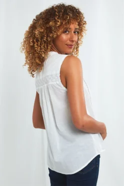 Joe Browns The Annie Bluse Mit Stickerei -Angebote Stil Welt Store P94650s3 scaled