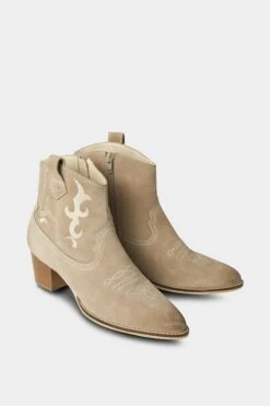 Joe Browns Idaho Stiefel Aus Veloursleder